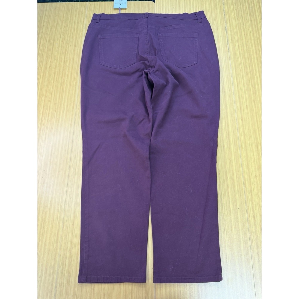 Gloria Vanderbilt Amanda Straight Leg Slimming Jeans Burgundy Womens 16W NWT - Picture 4 of 4